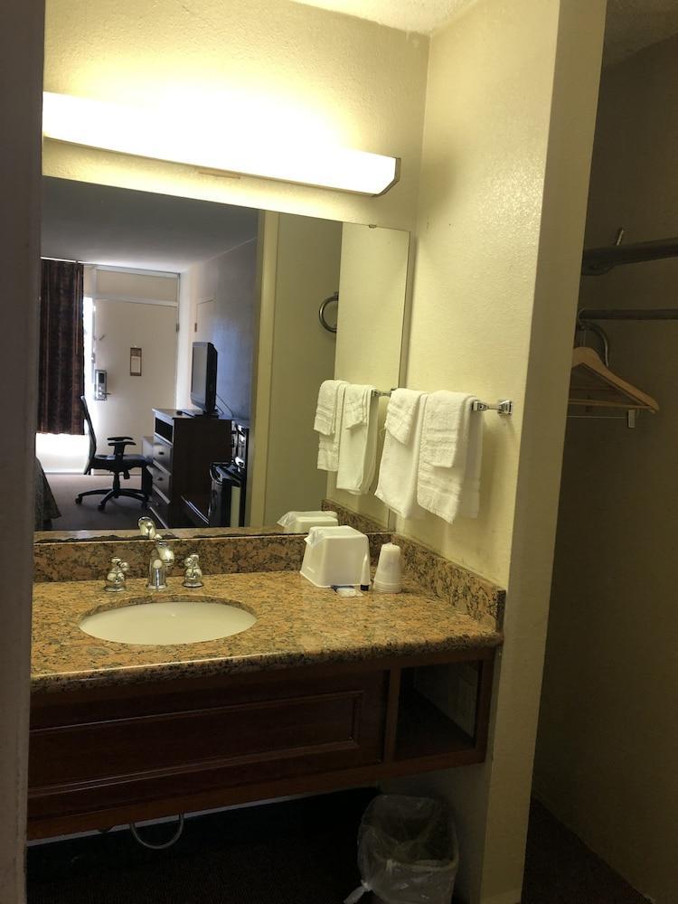 Americas Best Value Inn - Wilson Kültér fotó