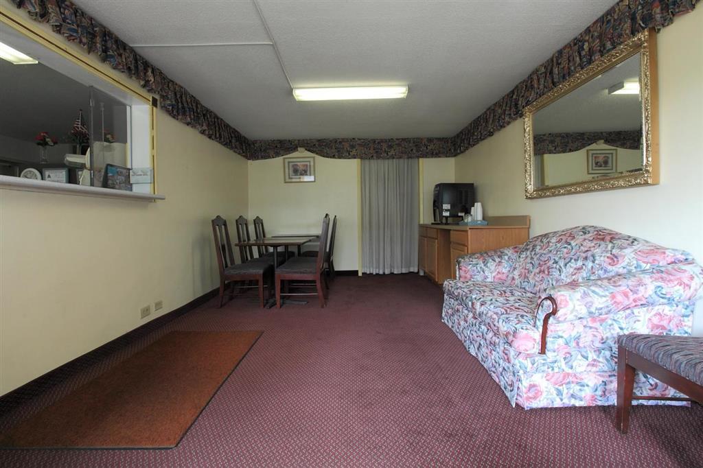 Americas Best Value Inn - Wilson Beltér fotó
